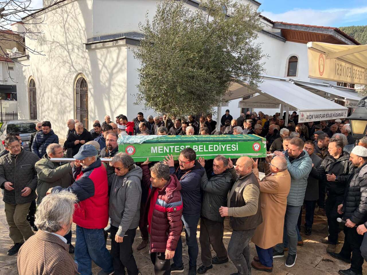 Muğla’da Hüzünlü Veda: Sevim Manaş Defnedildi 3